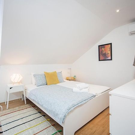 Top-Floor Apartment In Trogir Center Luaran gambar