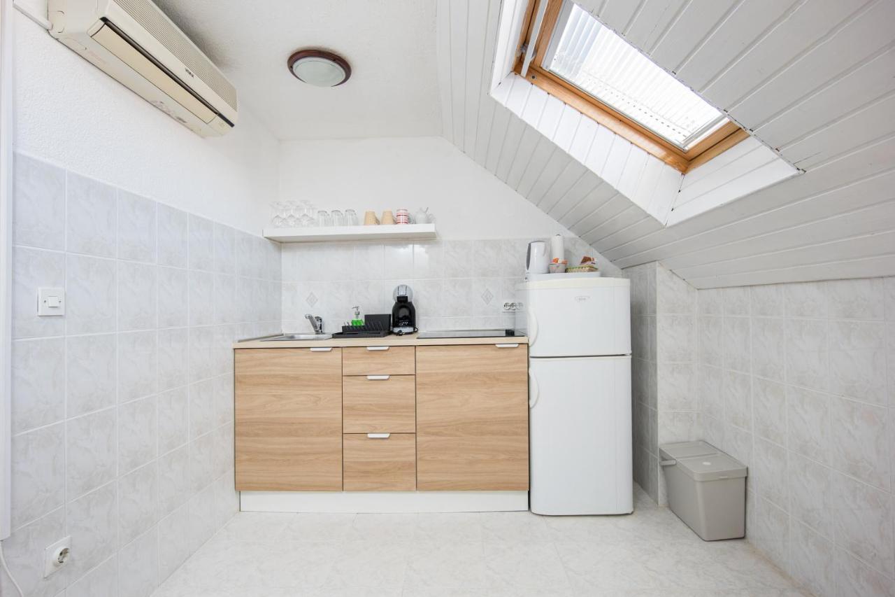 Top-Floor Apartment In Trogir Center Luaran gambar